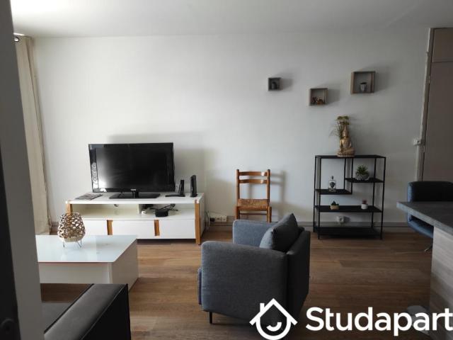 Chambre dans une colocation de 13m2