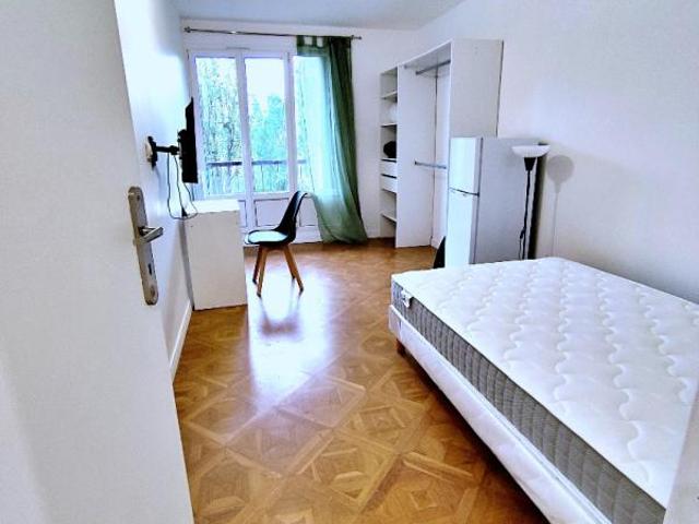 Chambre dans une colocation de 13m2