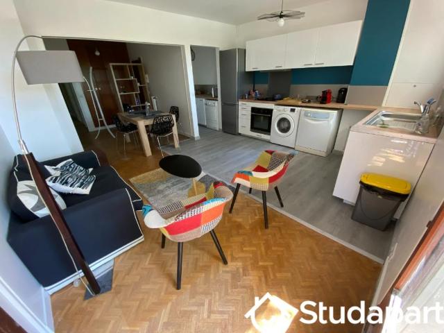 Chambre dans une colocation de 13m2