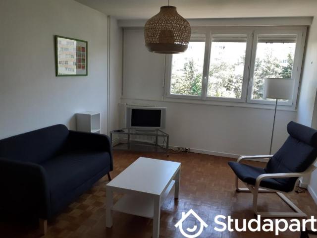 Chambre dans une colocation de 13m2