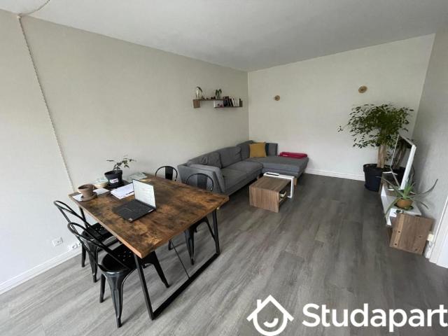 Chambre dans une colocation de 13m2
