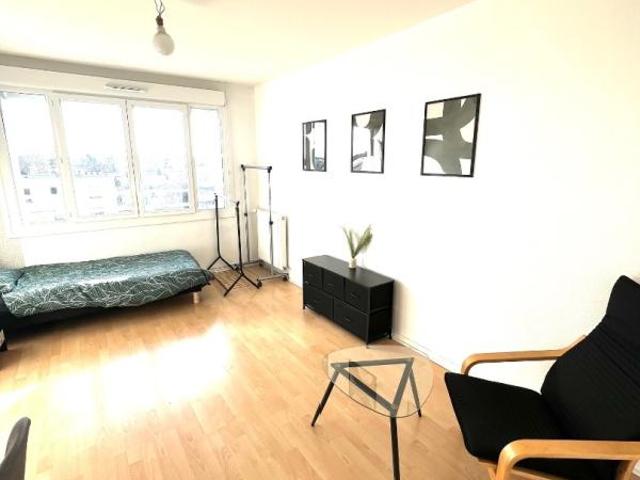 Chambre dans une colocation de 13m2