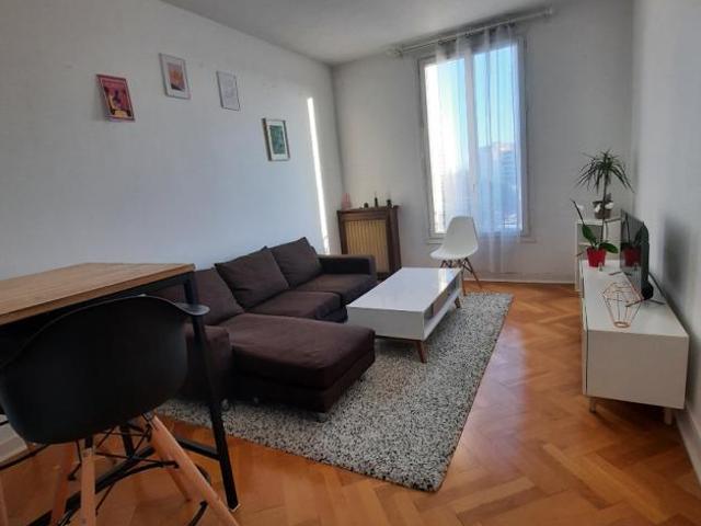 Chambre dans une colocation de 13m2