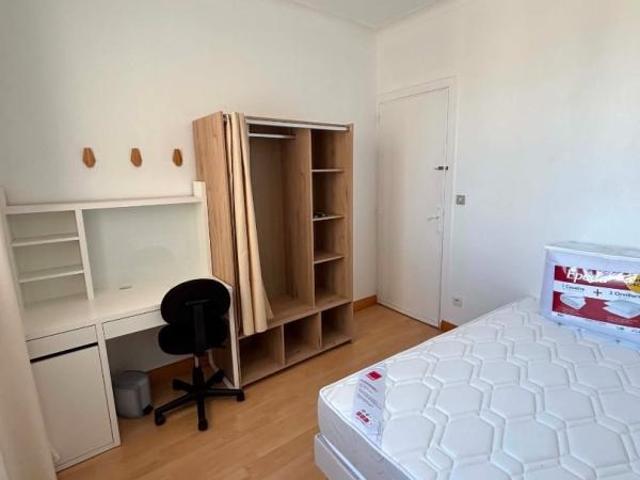 Chambre dans une colocation de 13m2