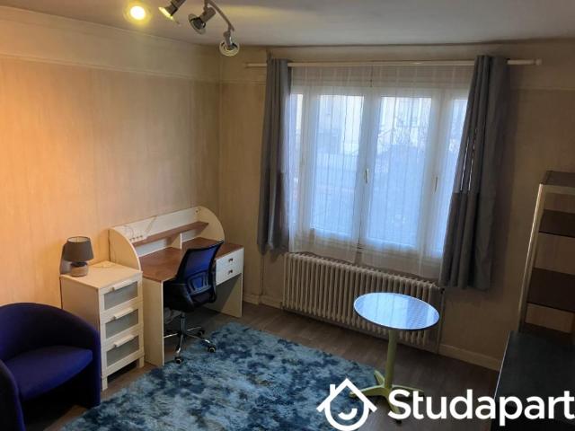 Chambre dans une colocation de 13m2