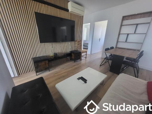 Chambre dans une colocation de 14m2