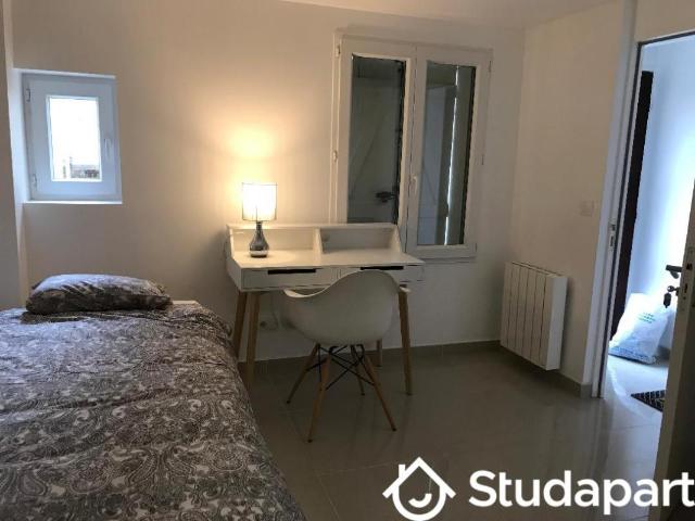 Chambre dans une colocation de 14m2