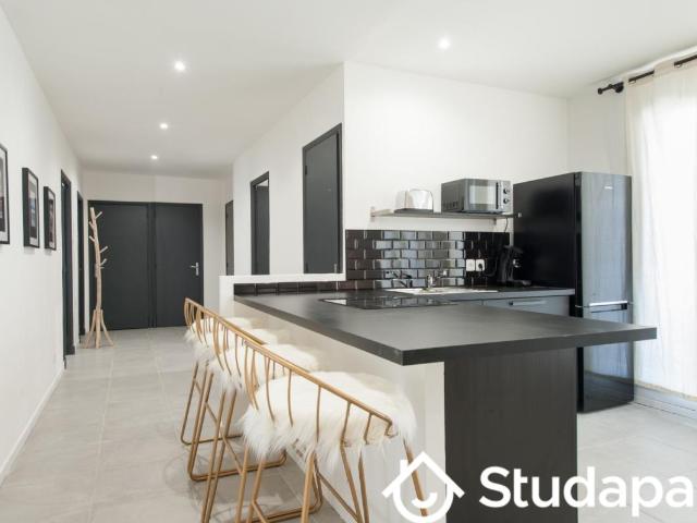 Chambre dans une colocation de 14m2