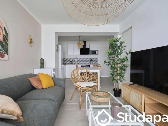 Chambre dans une colocation de 14m2