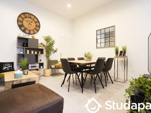 Chambre dans une colocation de 14m2