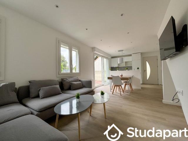 Chambre dans une colocation de 14m2