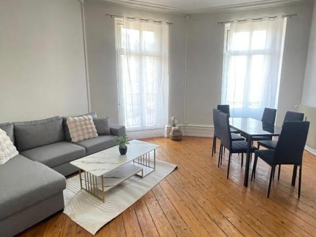 Chambre dans une colocation de 14m2