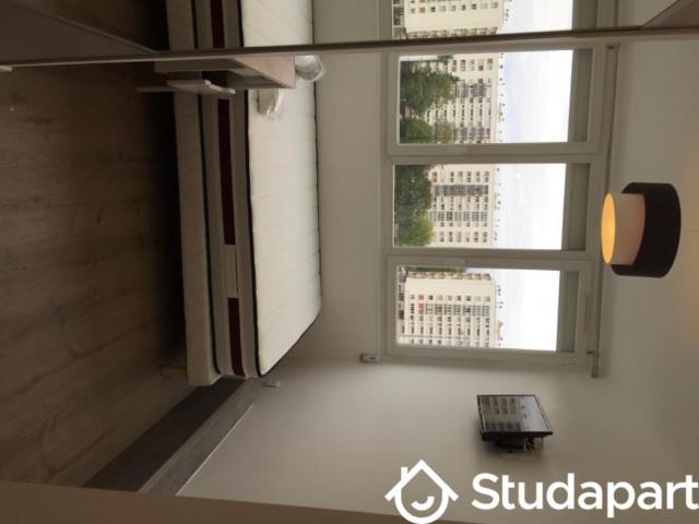 Chambre dans une colocation de 14m2