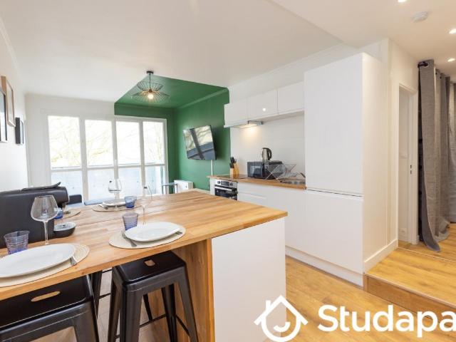 Chambre dans une colocation de 14m2