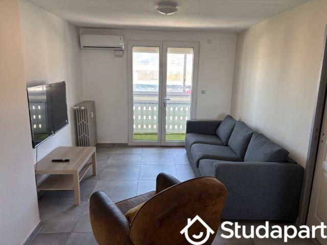 Chambre dans une colocation de 14m2