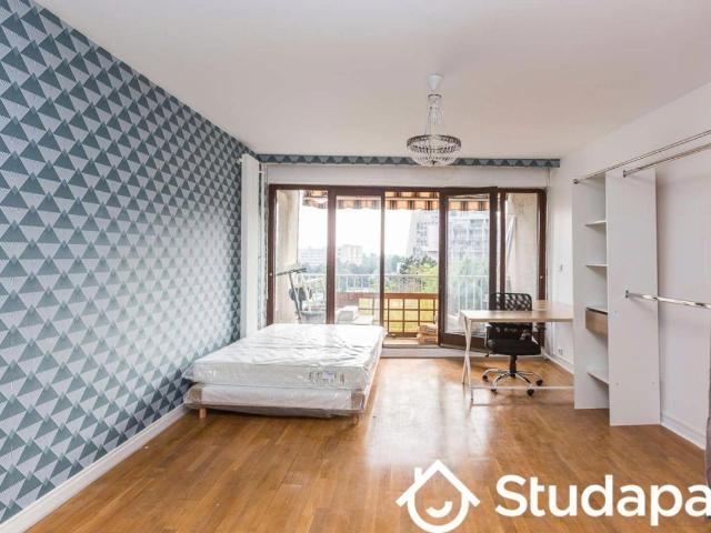 Chambre dans une colocation de 14m2