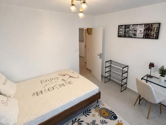 Chambre dans une colocation de 14m2