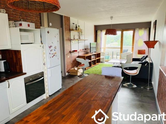 Chambre dans une colocation de 14m2