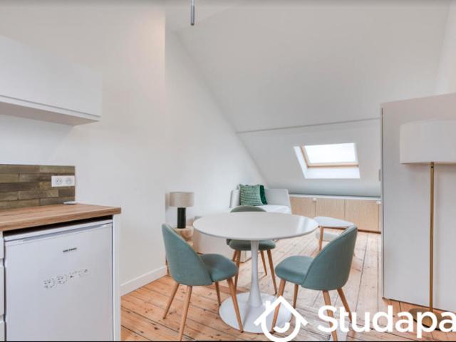 Chambre dans une colocation de 16m2