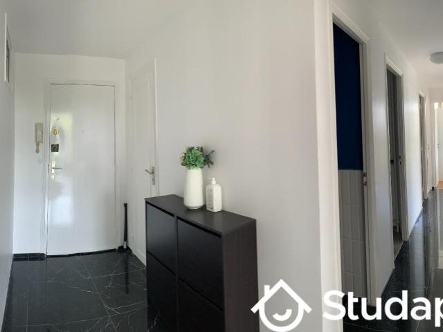 Chambre dans une colocation de 16m2