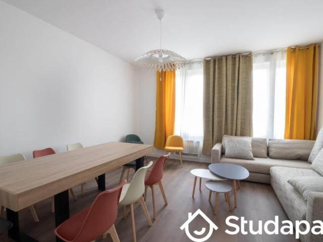 Chambre dans une colocation de 16m2
