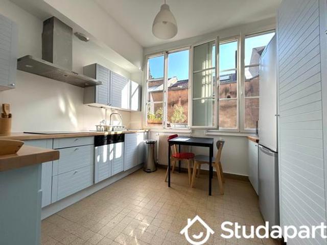 Chambre dans une colocation de 16m2