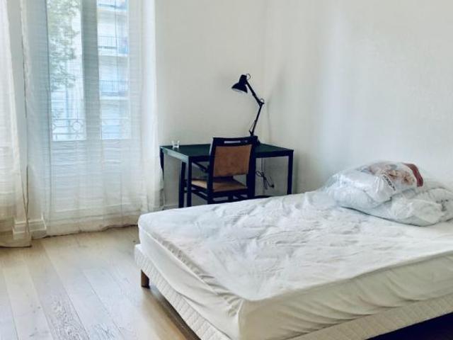 Chambre dans une colocation de 16m2