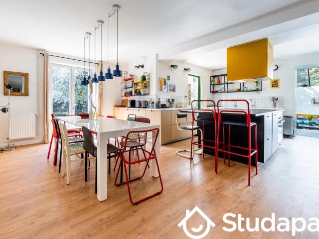 Chambre dans une colocation de 173m2