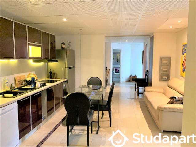 Chambre dans une colocation de 17m2