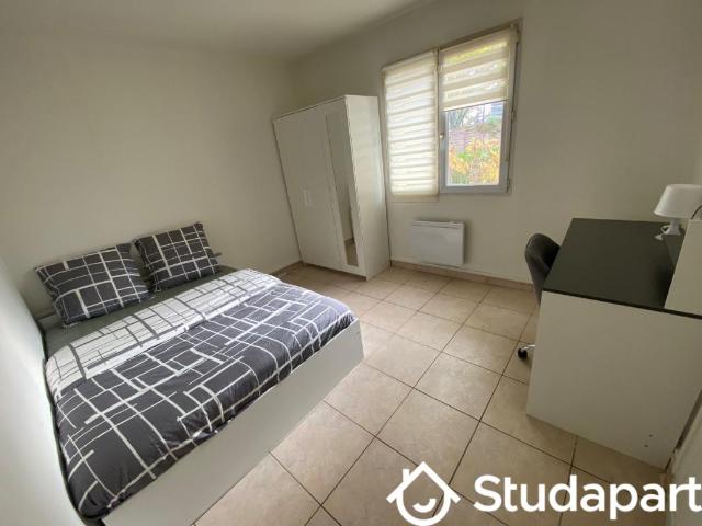 Chambre dans une colocation de 17m2