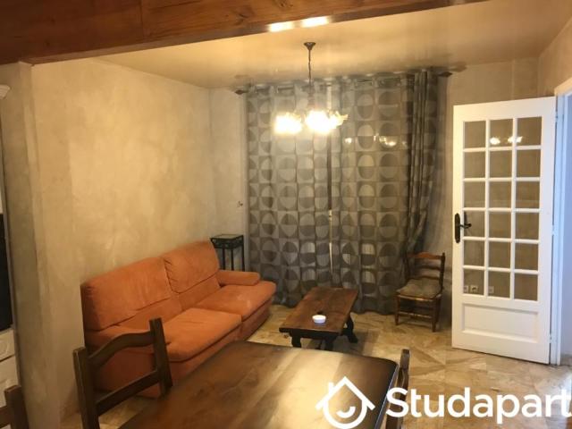 Chambre dans une colocation de 17m2