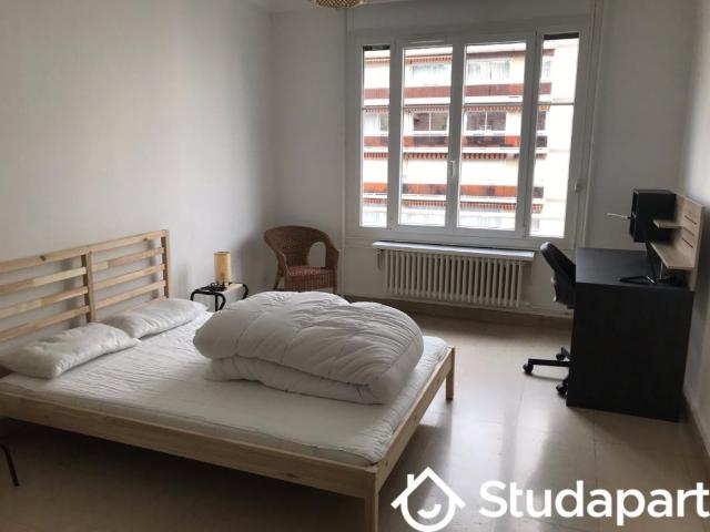 Chambre dans une colocation de 19m2