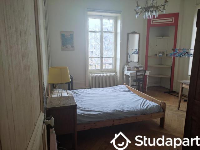 Chambre dans une colocation de 20m2