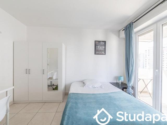 Chambre dans une colocation de 12m2