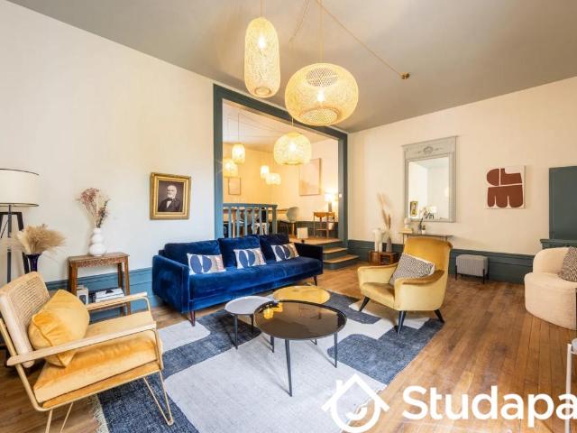 Chambre dans une colocation de 333m2