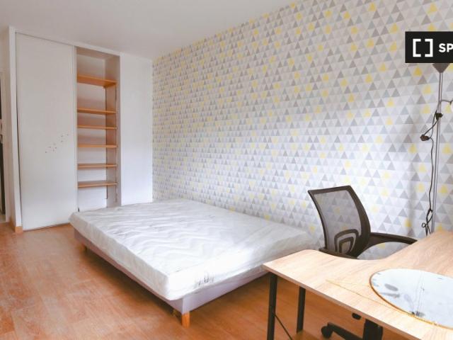 Chambre dans une colocation de 4 chambres à Echat Champeval, Paris