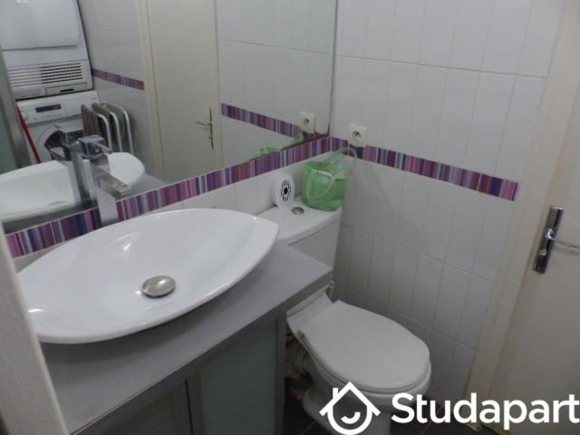 Chambre dans une colocation de 8m2