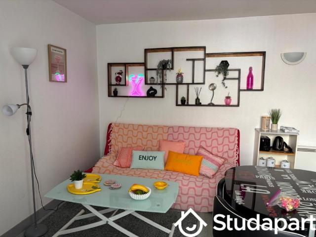 Chambre dans une colocation de 8m2