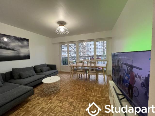 Chambre dans une colocation de 9m2