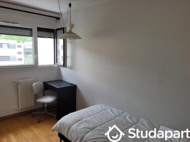 Chambre dans une colocation de 9m2