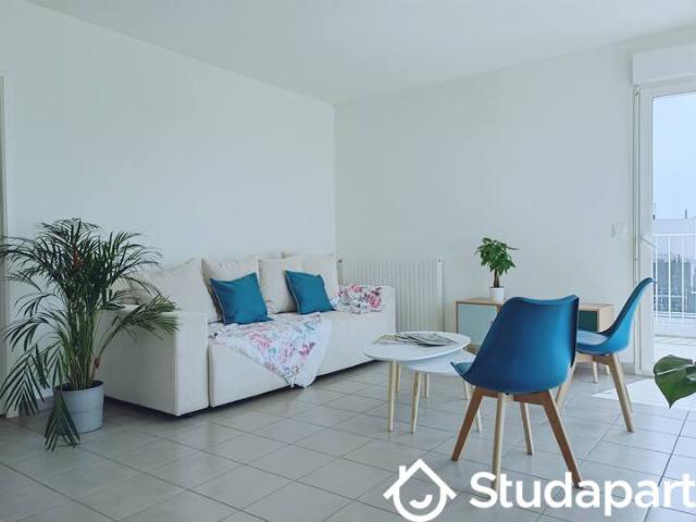 Chambre dans une colocation de 9m2