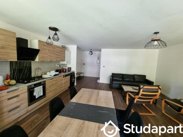 Chambre dans une colocation de 9m2