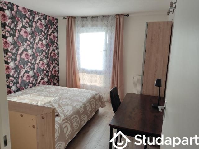 Chambre dans une colocation de 9m2