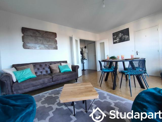 Chambre dans une colocation de 9m2