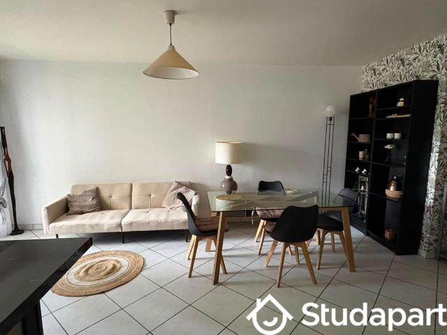 Chambre dans une colocation de 9m2
