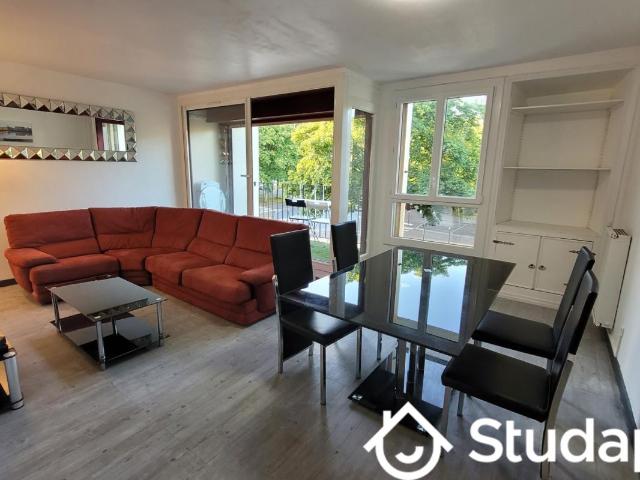 Chambre dans une colocation de 12m2