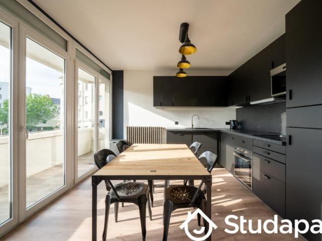 Chambre dans une colocation de 9m2