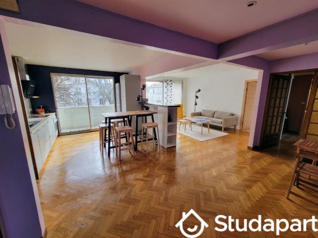 Chambre dans une colocation de 9m2