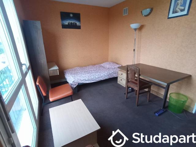 Chambre dans une colocation de 9m2