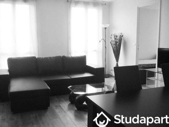 Chambre dans une colocation de 10m2